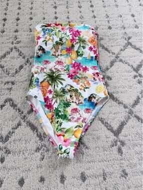 New with tags Shade & Shore high waist one piece swimsuit